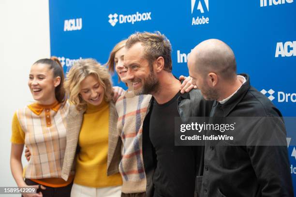 Oona Roche, Carrie Coon, Charlie Shotwell, Jude Law and Sean Durkin