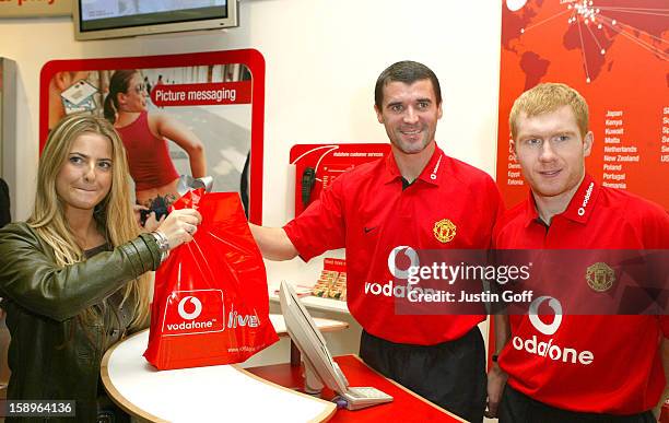 Manchester United Players Roy Keane, Paul Scholes, Cristiano Ronaldo & Ryan Giggs And Manager Alex Ferguson Announce Their New ÃÂ£36 Million...
