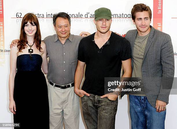 Anne Hathaway, Ang Lee, Heath Ledger & Jake Gyllenhaal Promote 'Brokeback Mountain' At The 62Nd Venice Film Festival.