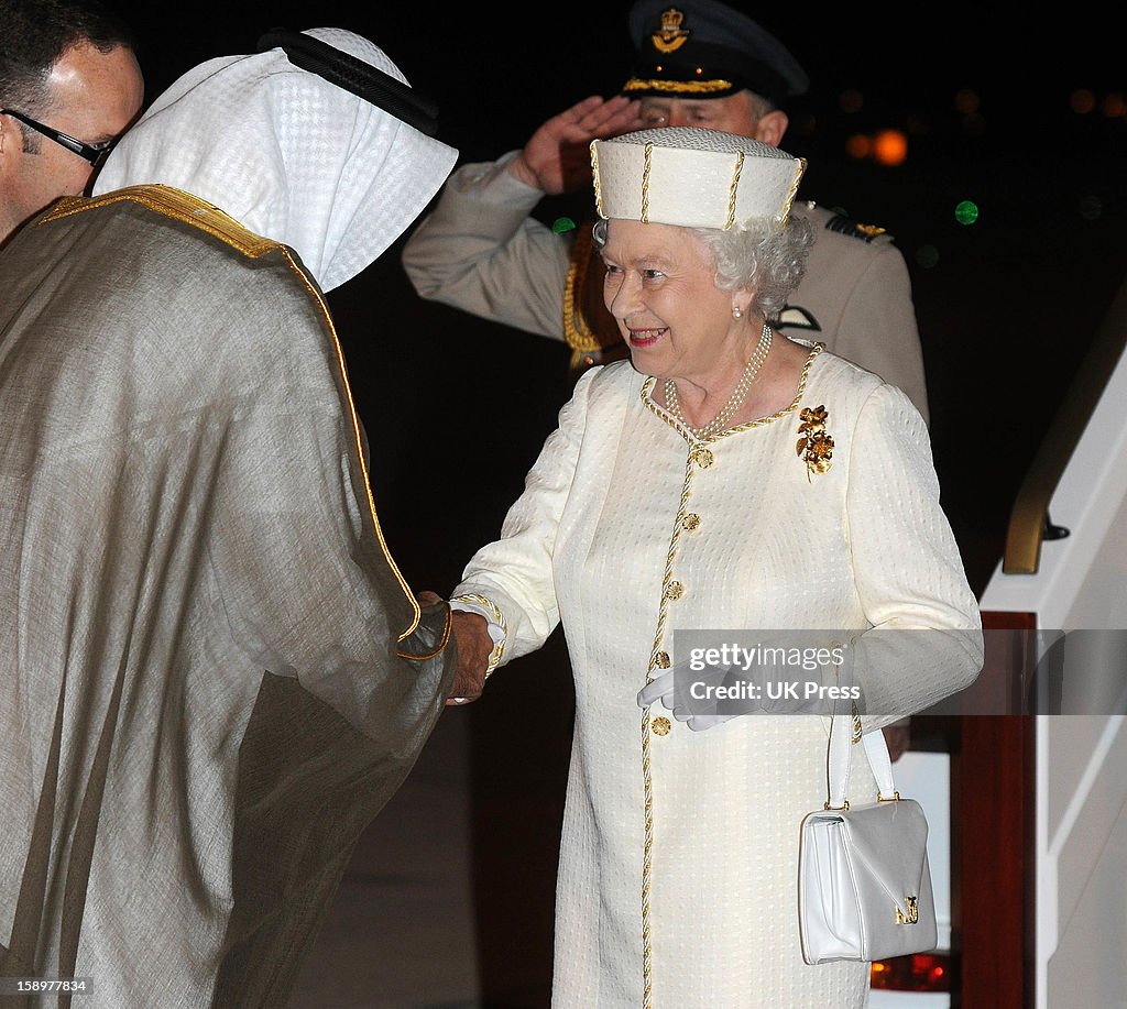 Queen Visits Gulf