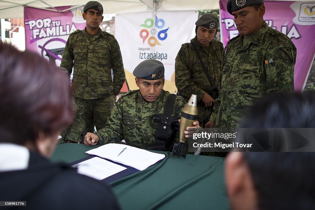 Exchange of Weapons in Mexico