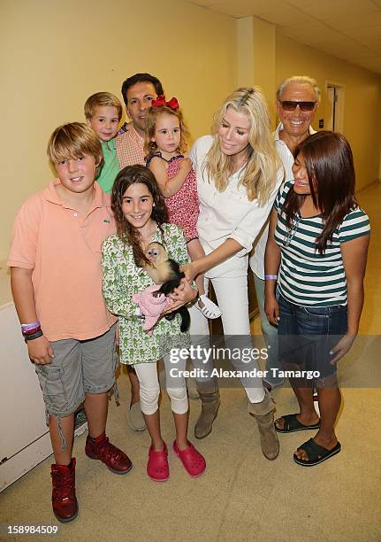 Harrison Drescher, Hudson Drescher, Veronica Drescher, Reid Drescher, Sienna Drescher, Aviva Drescher, George Teichner and Tonantzin Abundis are seen...