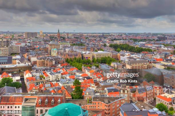 aerial view of the  hague ( den haag ) with mauritshuis and binnenhof. - la haye stock pictures, royalty-free photos & images