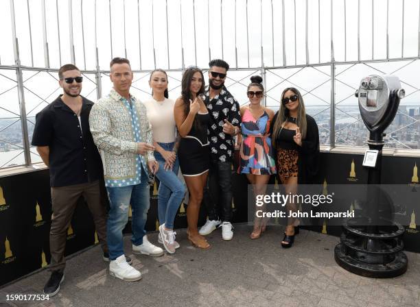 Vinny Guadagnino, Mike "The Situation" Sorrentino, Jenni "JWOWW" Farley, Sammi "Sweetheart" Giancola, Paul "DJ Pauly D" DelVecchio, Angelina...