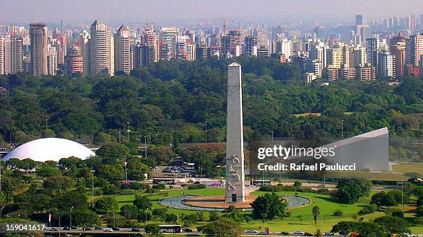 ibirapuera park - ibirapuera stock-fotos und bilder