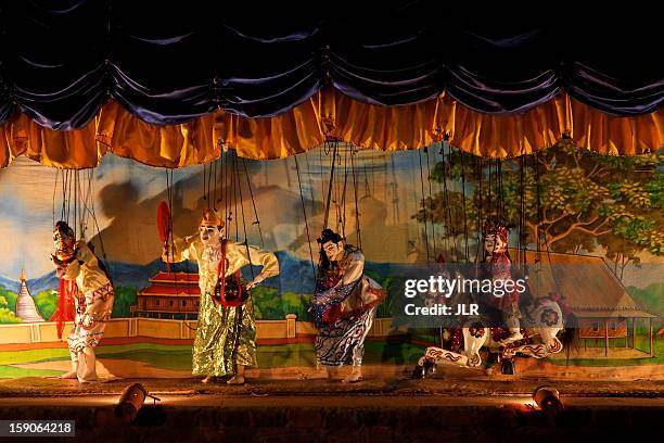 traditional puppet show - myanmar - puppentheater stock-fotos und bilder