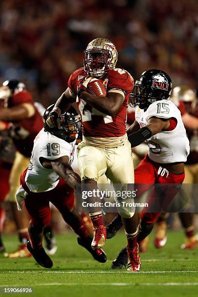 Lonnie Pryor of the Florida State Seminoles scores a 37-yard rushing touchdown in the fourth quarter against the Northern Illinois Huskies during the...