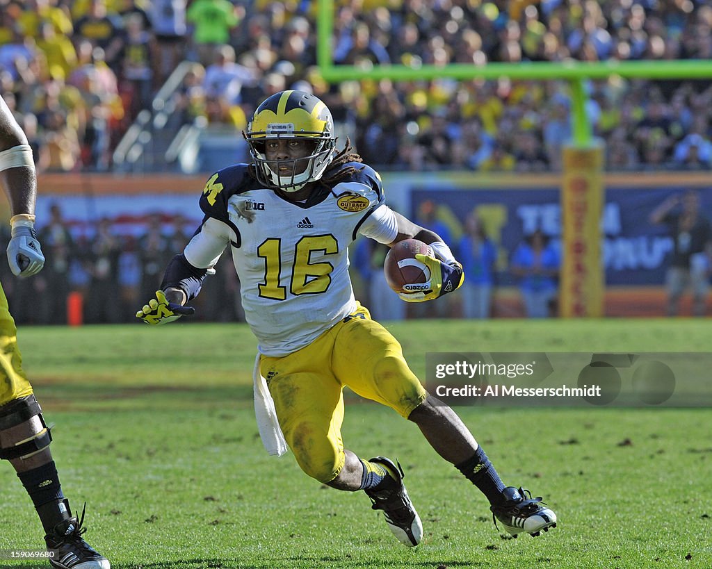 Outback Bowl - South Carolina v Michigan