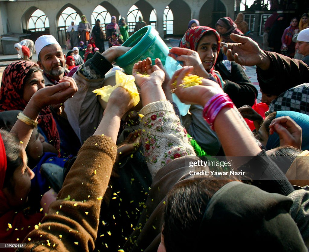 Muslims Thronged To The Shrine Of Saint Makdoomi In Kashmir