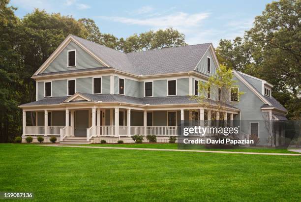 exterior view of tradtional style home. - massachusetts home stock pictures, royalty-free photos & images