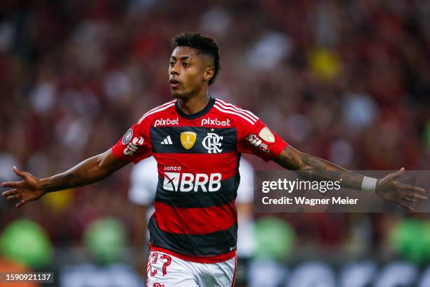 Bruno Henrique of Flamengo celebrates after scoring the team's first goal during the Copa CONMEBOL Libertadores round of 16 first leg match between...