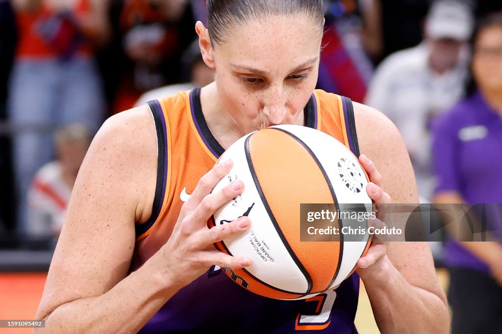 Atlanta Dream v Phoenix Mercury