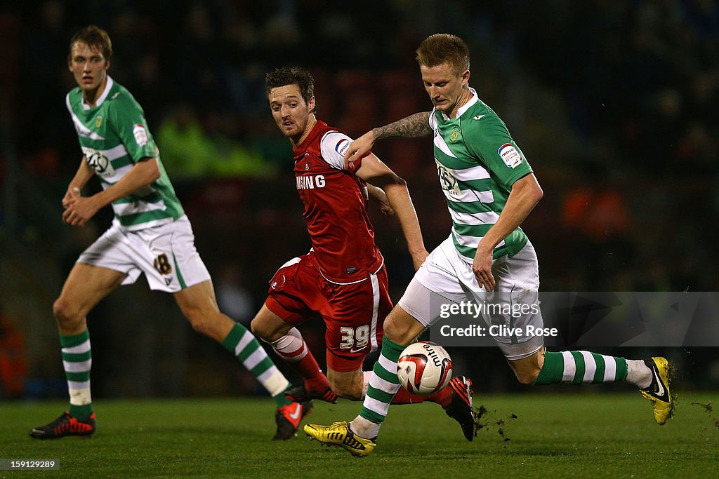 Leyton Orient v Yeovil - Johnstone's Paint Trophy Southern Section Semi Final