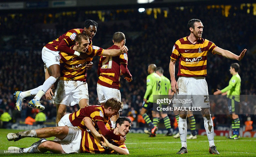 FBL-ENG-LCUP-BRADFORD-VILLA