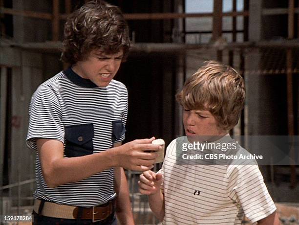 Christopher Knight as Peter Brady and Mike Lookinland as Bobby Brady in THE BRADY BUNCH episode, "Hawaii Bound." Original air date September 22,...