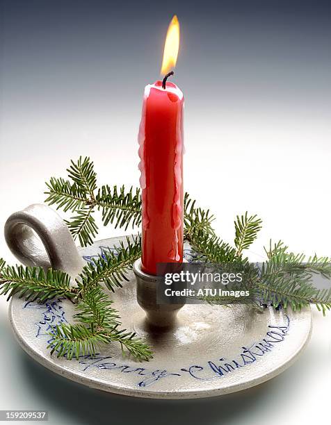 christmas candle - christmas candles stockfoto's en -beelden