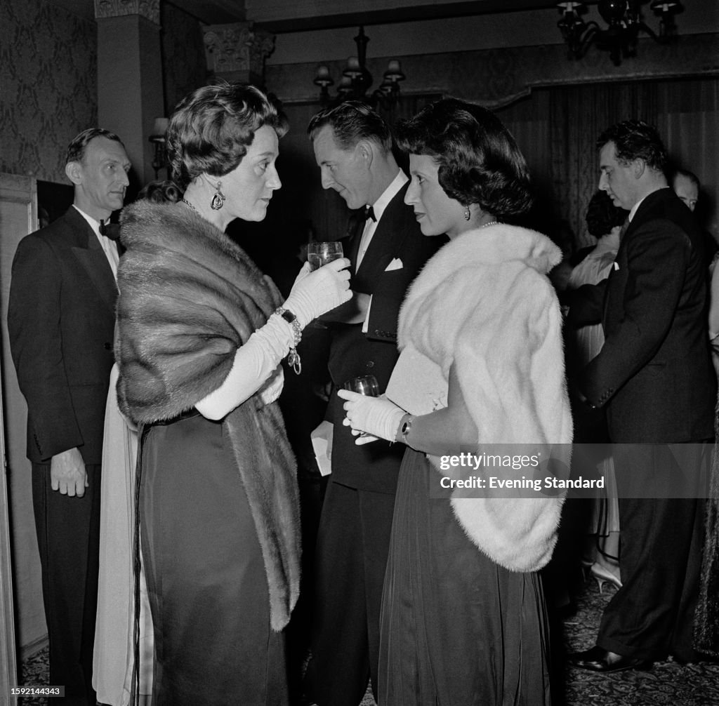 Odette Hallowes And Hylda Tafler, 1958