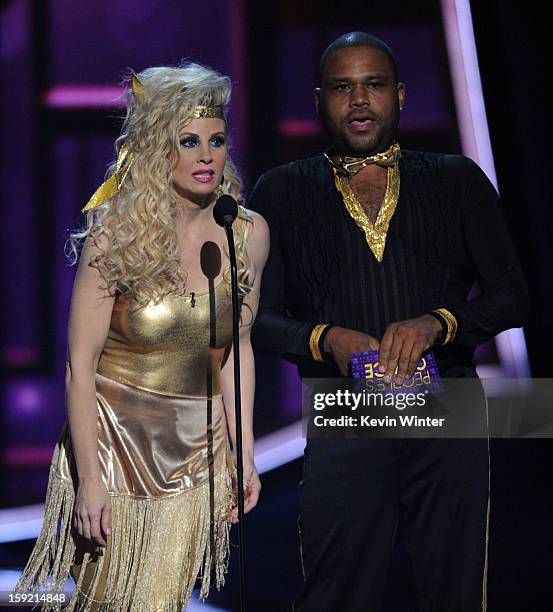 Actors Monica Potter and Anthony Anderson speak onstage at the 39th Annual People's Choice Awards at Nokia Theatre L.A. Live on January 9, 2013 in...