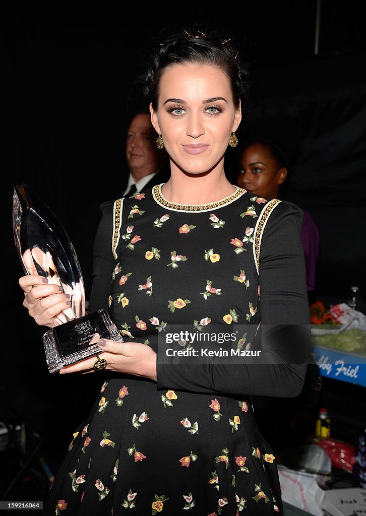 2013 People's Choice Awards - Backstage And Audience