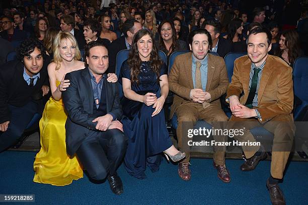 Actors Kunal Nayyar, Melissa Rauch, Johnny Galecki, Mayim Bialik, Simon Helberg and Jim Parsons attend the 39th Annual People's Choice Awards at...