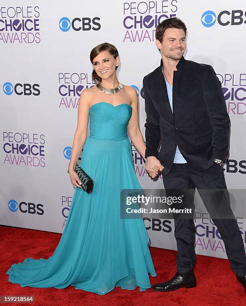 Actors Rachael Leigh Cook and Daniel Gillies attend the 34th Annual People's Choice Awards at Nokia Theatre L.A. Live on January 9, 2013 in Los...