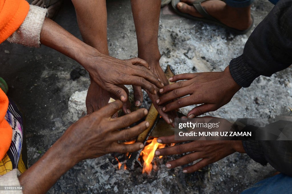 BANGLADESH-WEATHER-COLD