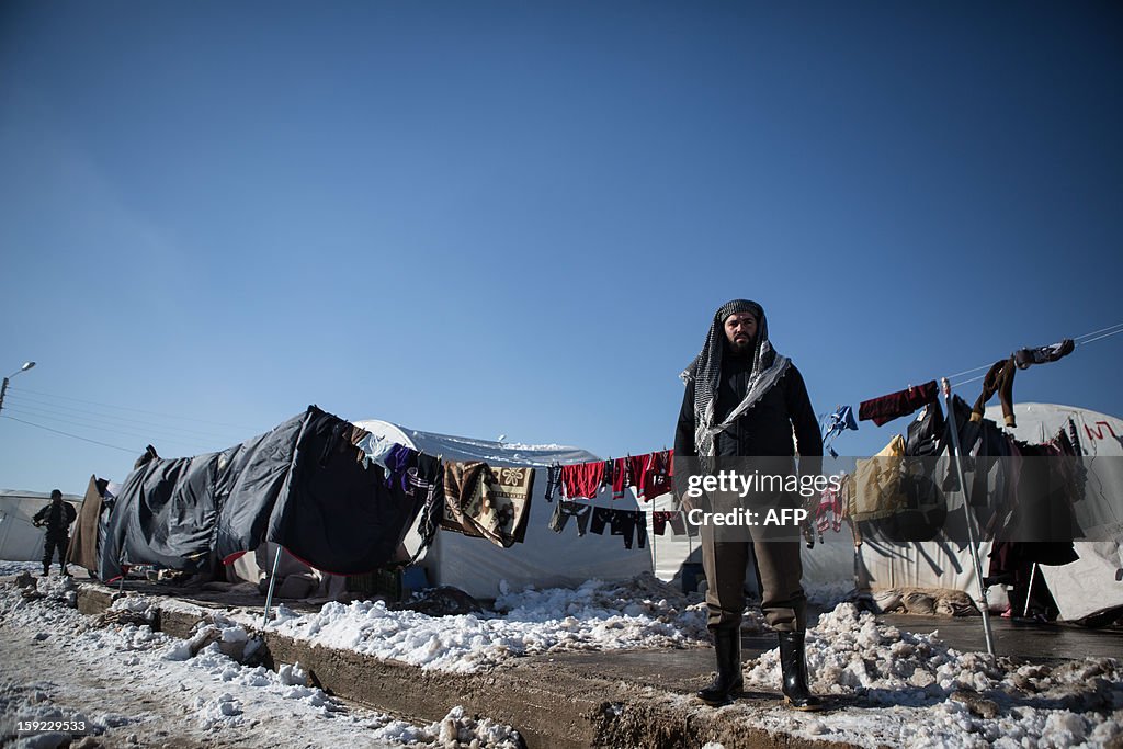 SYRIA-CONFLICT-REFUGEES-WEATHER-SNOW