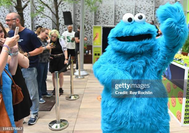 To celebrate National Chocolate Chip Cookie Day and the launch of an allergy-friendly option of DoubleTree by Hilton’s original chocolate chip...