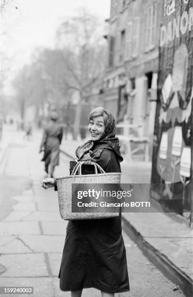 Kit Riva Actress 22 Photos & High Res Pictures - Getty Images