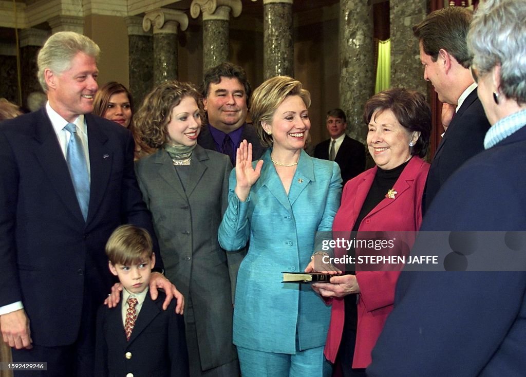 US-FIRST LADY SWORN IN 5
