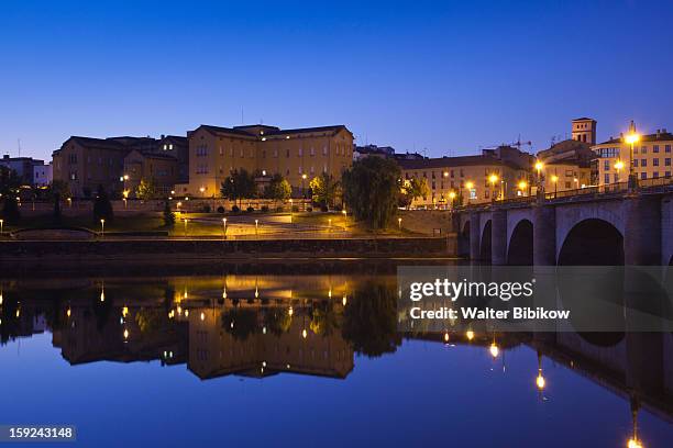 spain, la rioja region, la rioja province, logrono - comunidad autonoma de la rioja stockfoto's en -beelden