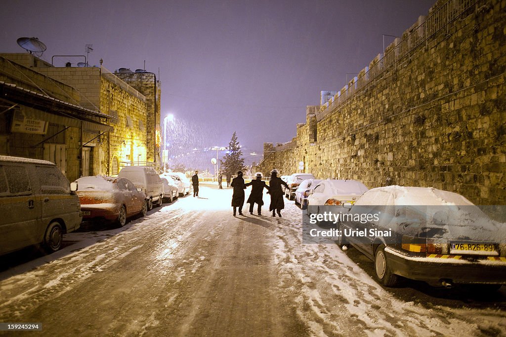 Snow Falls in Jerusalem