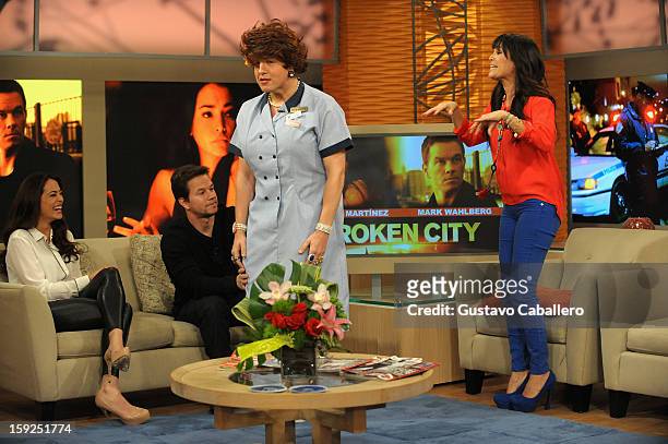 Natalie Martinez; Mark Wahlberg,Raul Gonzalez and Karla Martínez on The Set Of Despierta America to promote new film "Broken City" at Univision...