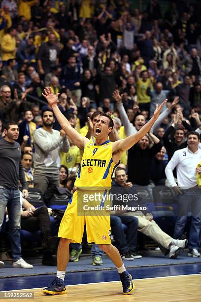 Moran Roth, #9 of Maccabi Electra Tel Aviv in action during the 2012-2013 Turkish Airlines Euroleague Top 16 Date 3 between Maccabi Electra Tel Aviv...