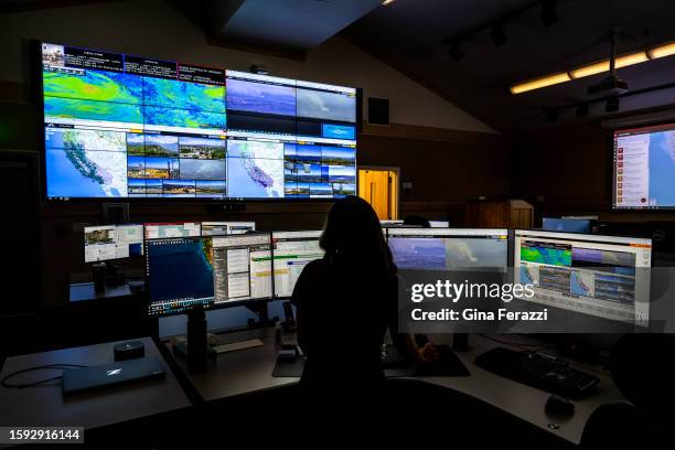 Fire Operations Computer 4,432 Los Angeles Fire Department Stock Photos, High-Res Pictures, and ...