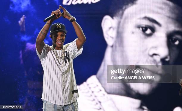 Boogie Concert Rapper Rapper Boogie Photos and Premium High Res Pictures - Getty Images