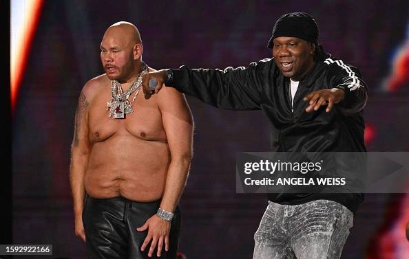 A Rag Rapper US rappers Fat Joe and KRS-One perform during the Hip Hop 50 Live ...
