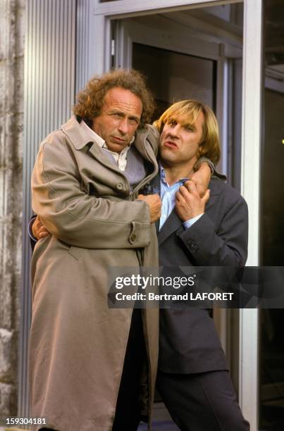 Gerard Depardieu and Pierre Richard on set of movie 'Les Comperes' directed by Francis Veber in 1983 in France.