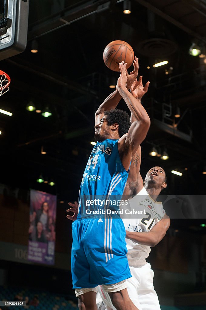 Erie BayHawks vs. Texas Legends