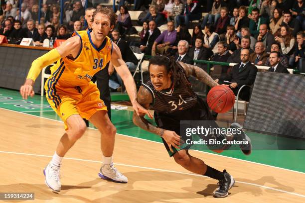 David Moss, #34 of Montepaschi Siena in action during the 2012-2013 Turkish Airlines Euroleague Top 16 Date 3 between Montepaschi Siena v BC Khimki...