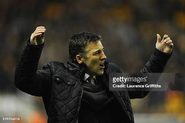 Dean Saunders of Wolverhampton Wanderers gives instructions during the npower Championship match between Wolverhampton Wanderers and Blackburn Rovers...