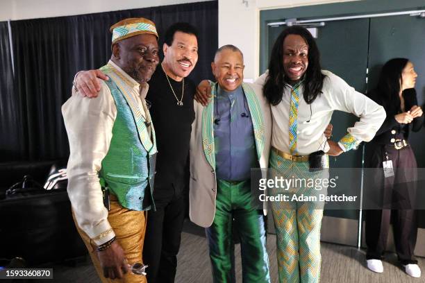 Philip Bailey, Lionel Richie, Ralph Johnson and Verdine White of Earth, Wind & Fire backstage during the opening night of "Sing A Song All Night...