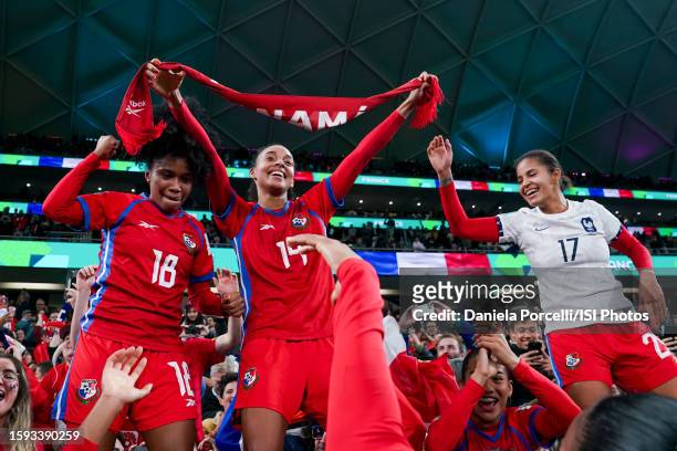 Erika Hernandez of Panama and Lineth Cedeno of Panama celebrate with fans during a FIFA World Cup 2023 Group F match between Panama and France at...