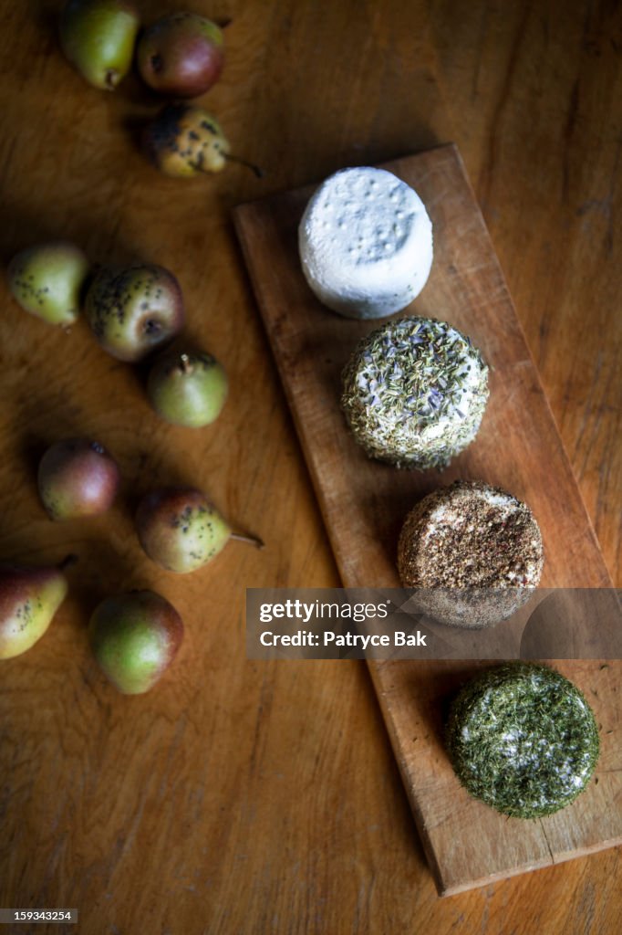 ARTISANAL CHEESE IN RUSTIC SETTING