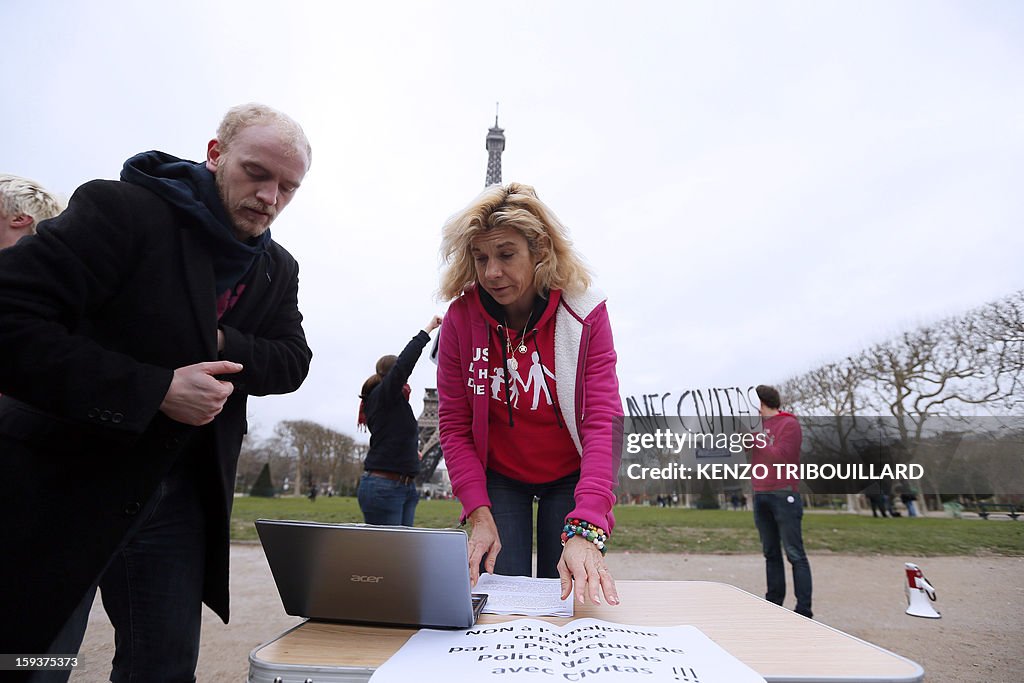 FRANCE-GAY-MARRIAGE