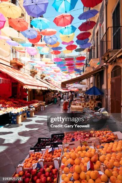 display of fruit in the street - catania sicily fotografías e imágenes de stock