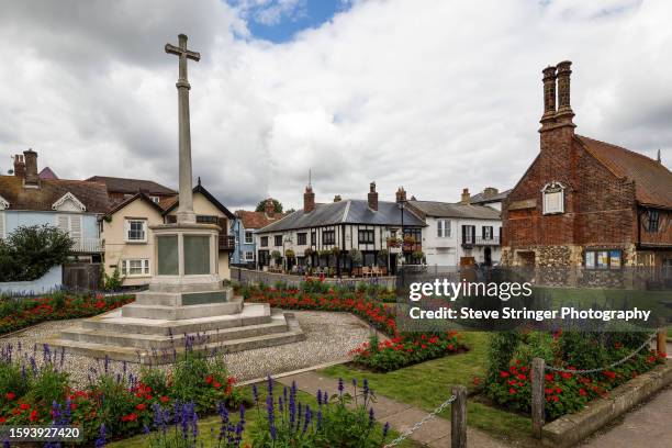 aldeburgh war memorial and moot hall - aldeburgh stock pictures, royalty-free photos & images