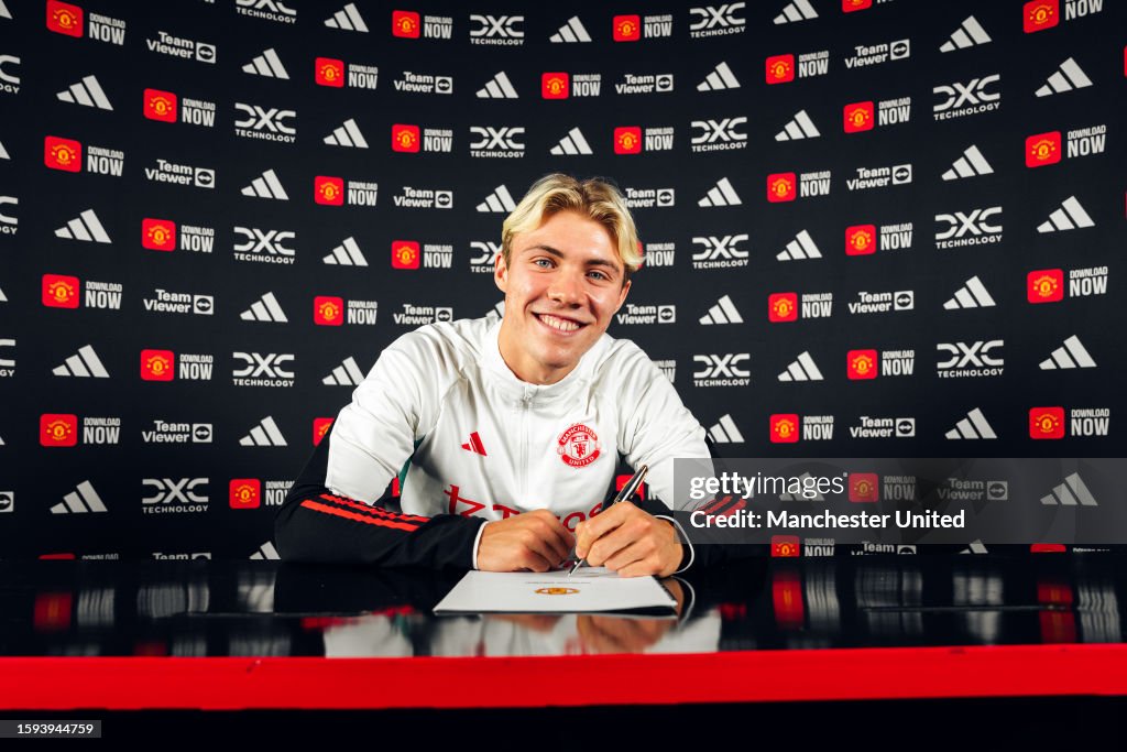 Manchester United Unveil New Signing Rasmus Hojlund