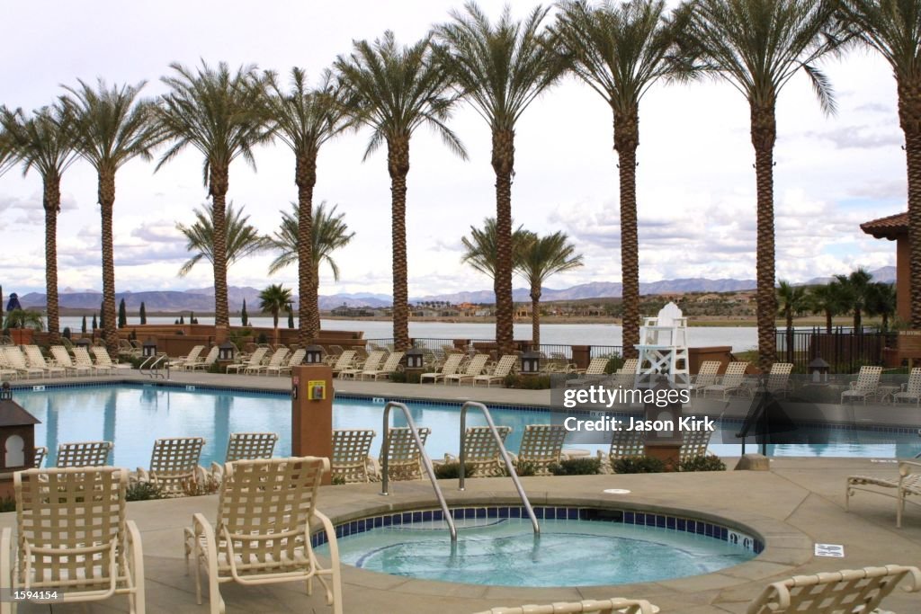 Site of Julia Roberts and Zeta-Jones'' Skinny-dipping