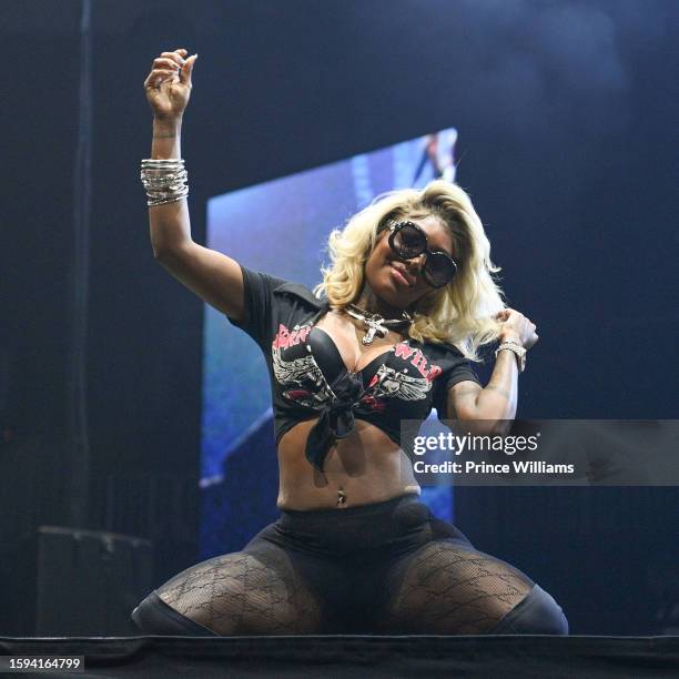 Summer Walker performs during MoneyBagg Yo Larger Than Life Tour at State Farm Arena on August 4, 2023 in Atlanta, Georgia.